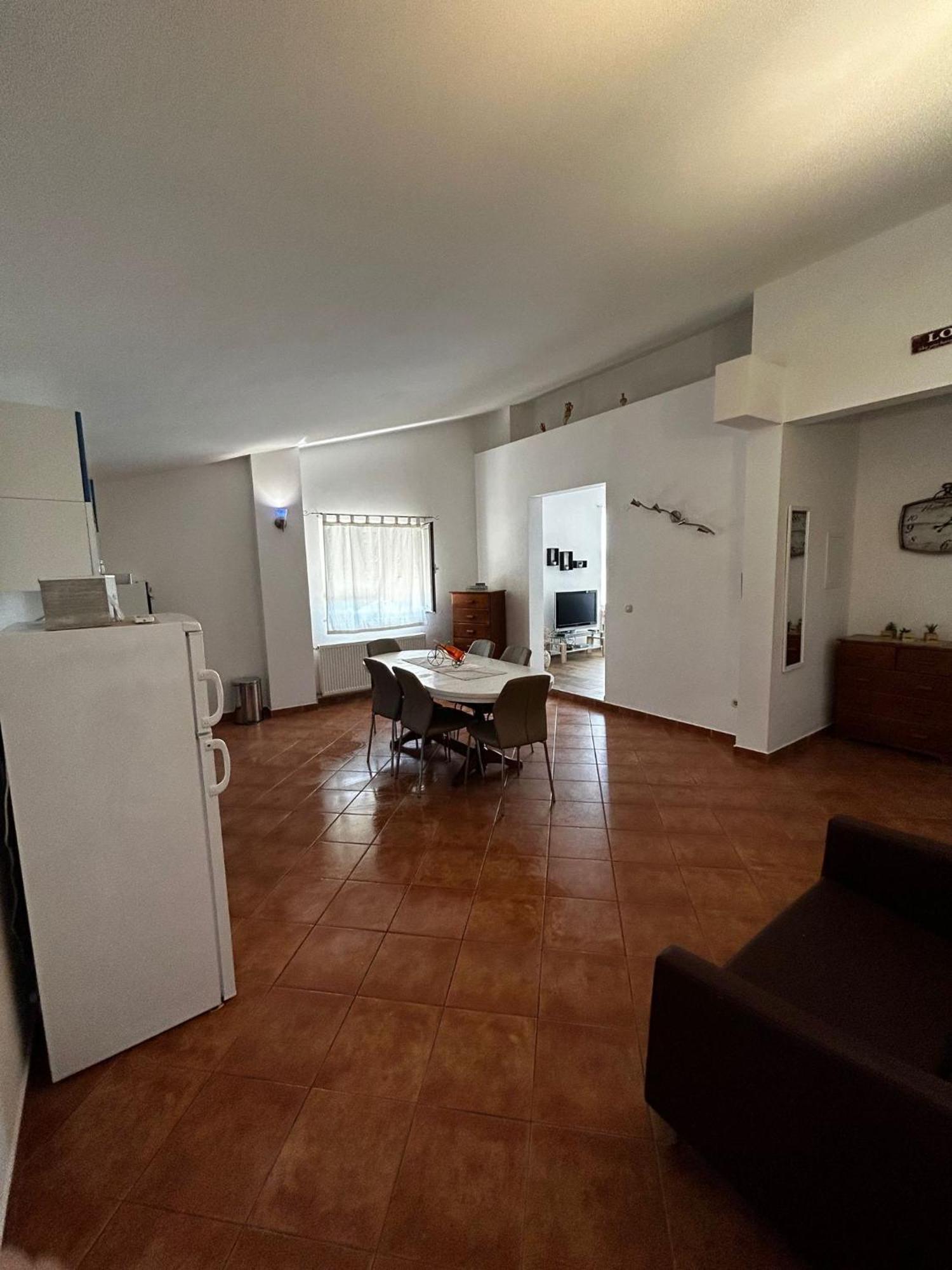 Apartments Petrovic Pirovac Exterior foto
